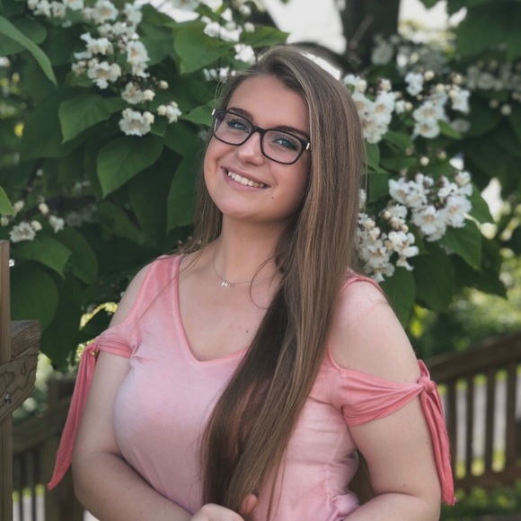 Meet your Posher, Gracie - Picture 1 of 1